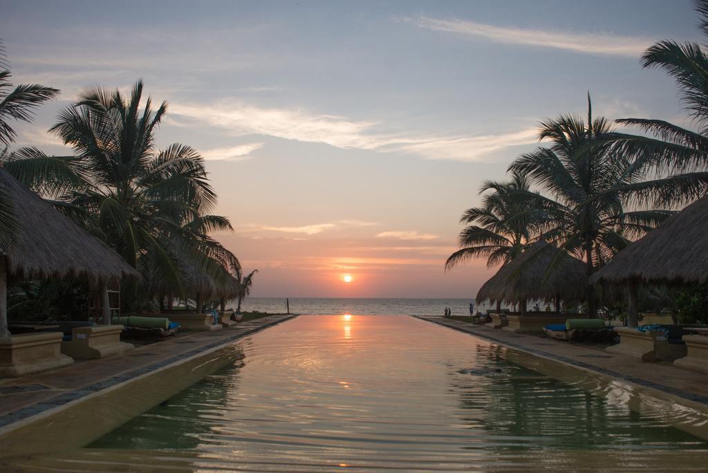 Bar Reef Resort Etalai Exterior photo