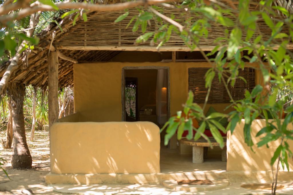 Bar Reef Resort Etalai Exterior photo