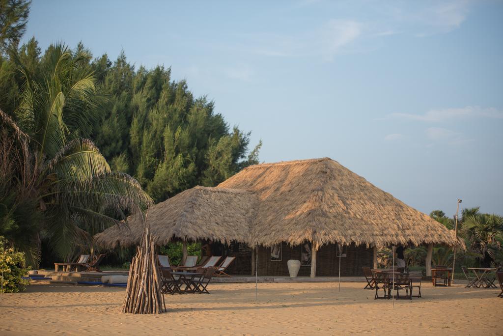 Bar Reef Resort Etalai Exterior photo